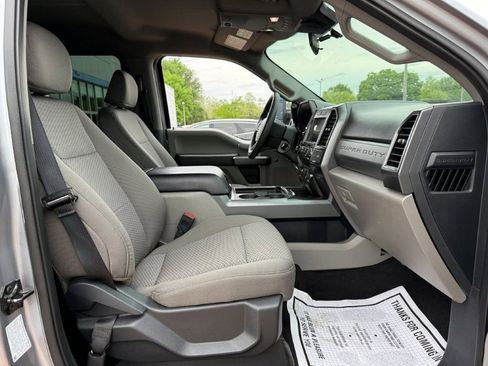 Used 2022 Ford F250 XLT w/ XLT Premium Package AWD/4WD image 25