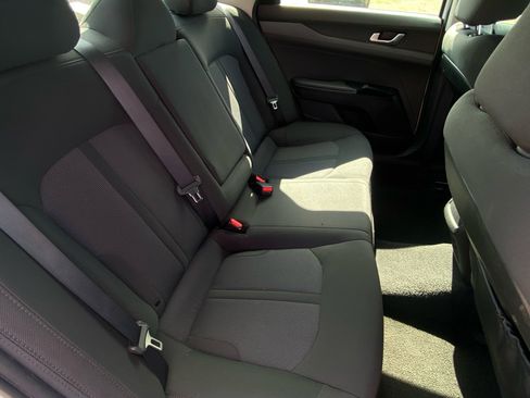 Used 2023 Kia K5 LXS image 16