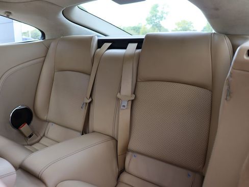 Used 2013 Jaguar XK Coupe image 38