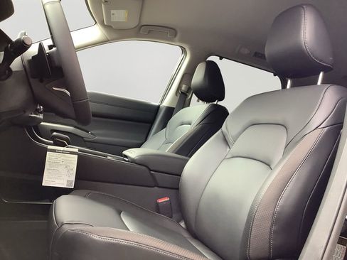 New 2025 Nissan Pathfinder SL w/ Black Appearance Package image 24