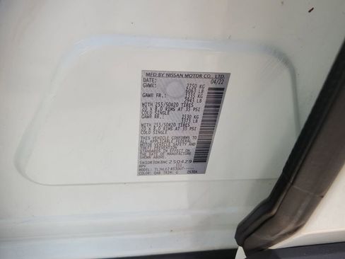 Used 2022 Nissan Pathfinder Platinum w/ Lighting Package (N93) image 22