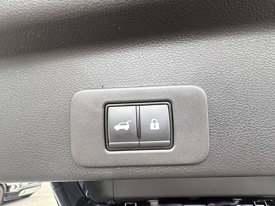 Certified 2025 Nissan Murano SL AWD/4WD image 40