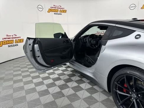New 2024 Nissan Z Performance w/ Floor Mat Package image 13
