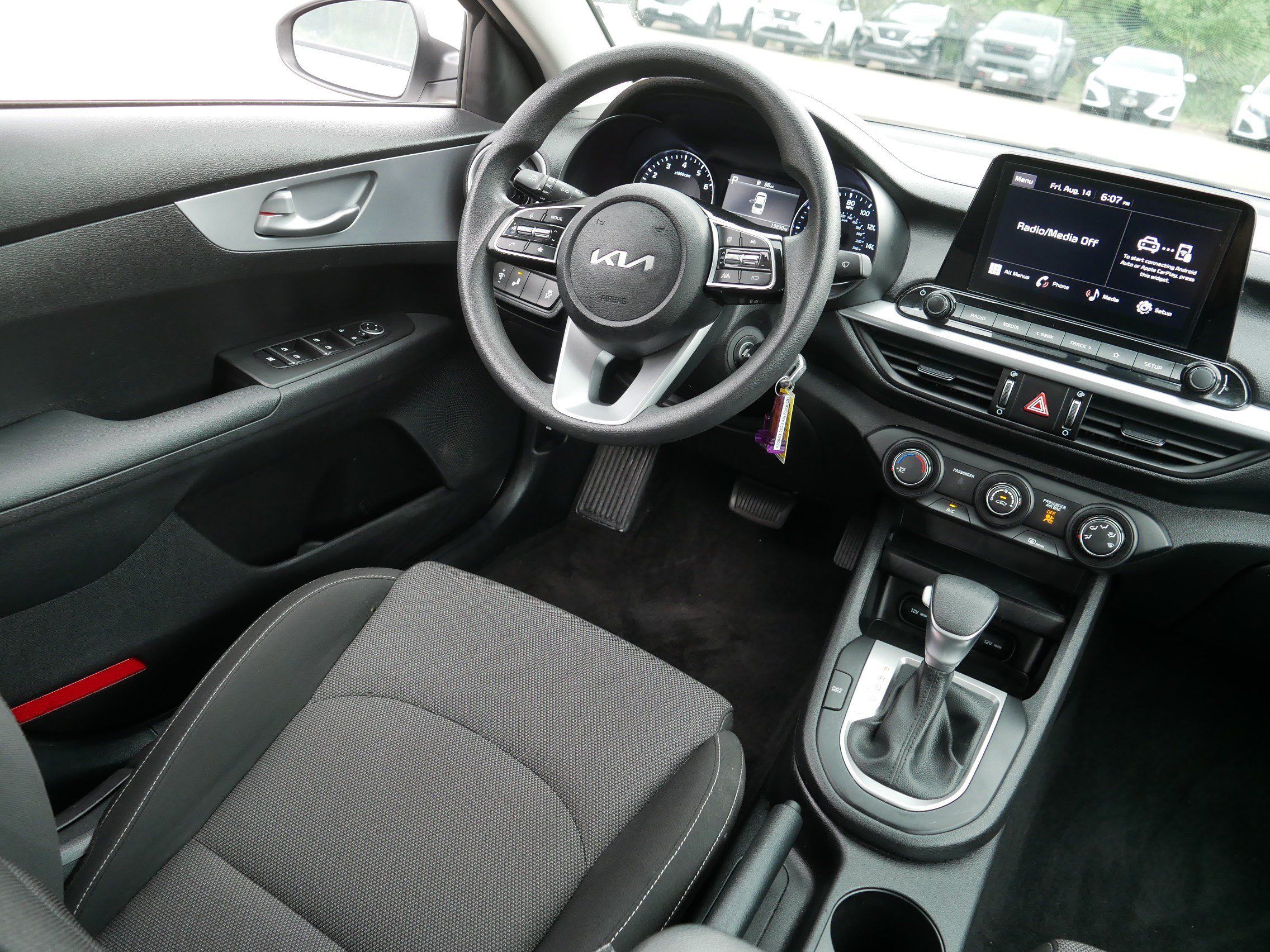 Certified 2023 Kia Forte LXS w/ LXS Technology Package FWD image 9