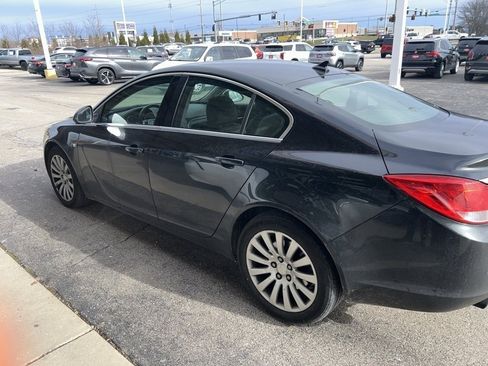 Used 2011 Buick Regal CXL Turbo image 2