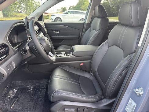 New 2026 Honda Pilot image 3