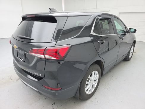 Used 2023 Chevrolet Equinox LT AWD/4WD image 12