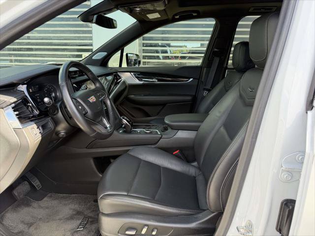 Used 2024 Cadillac XT6 Premium Luxury AWD/4WD image 20