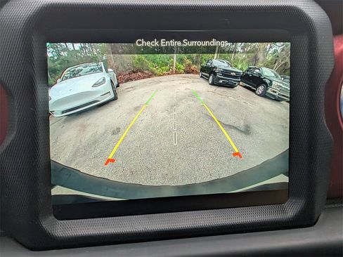 Used 2023 Jeep Wrangler Rubicon image 17