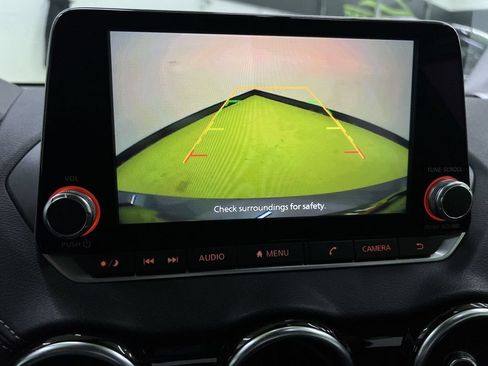 Used 2025 Nissan Sentra SV FWD image 16