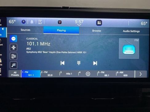 Used 2024 Jeep Wrangler Unlimited image 42