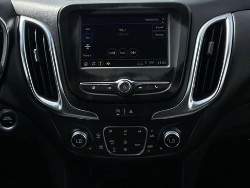 Used 2024 Chevrolet Equinox LT image 18
