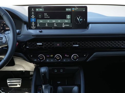 Used 2025 Honda Accord Sport image 26