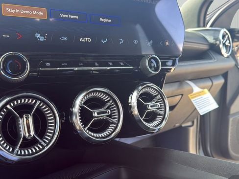 New 2026 Chevrolet Blazer EV LT image 23