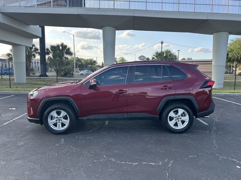 Used 2019 Toyota RAV4 XLE FWD image 15