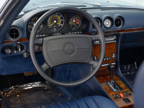 Used 1987 Mercedes-Benz 560 SL 560 SL image 15