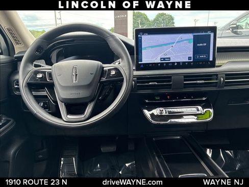 Certified 2024 Lincoln Corsair AWD w/ Equipment Group 101A image 24