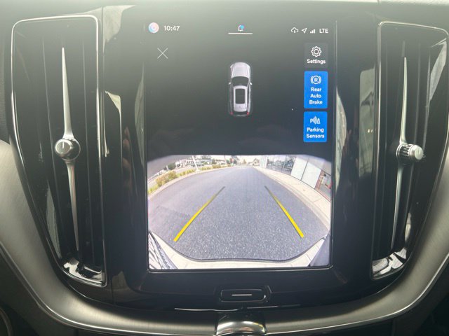 Certified 2024 Volvo XC60 B5 Core w/ Protection Package Premier AWD/4WD image 25