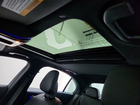 Certified 2025 Mercedes-Benz C 300 Sedan image 21