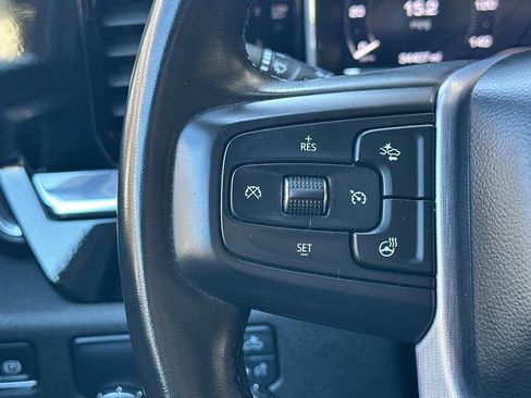 Certified 2025 GMC Sierra 1500 SLT image 30