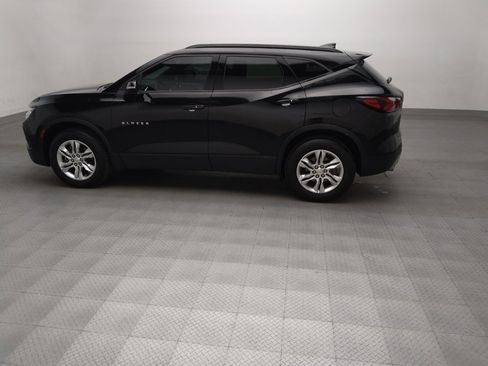 Used 2019 Chevrolet Blazer LT FWD image 3