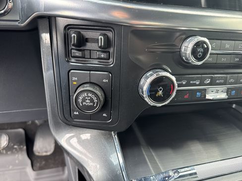 Certified 2022 Ford F150 Lariat w/ Max Trailer Tow Package image 43