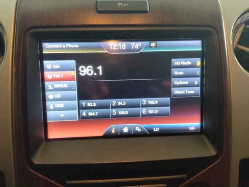 Used 2014 Ford F150 King Ranch w/ King Ranch Luxury Package RWD image 25