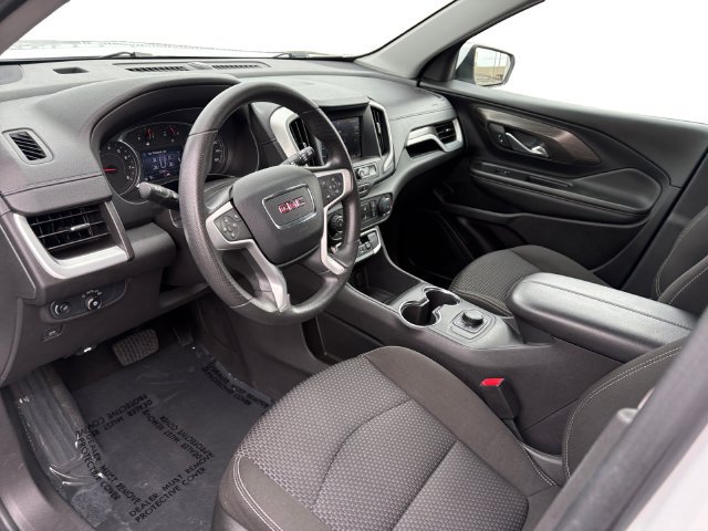 Used 2024 GMC Terrain SLE FWD image 12