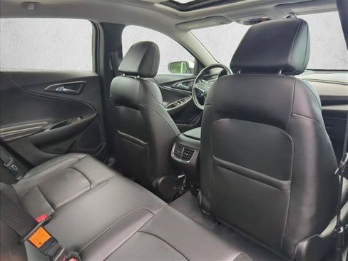 Used 2018 Chevrolet Malibu Premier w/ Premier Sun and Wheel Package FWD image 25