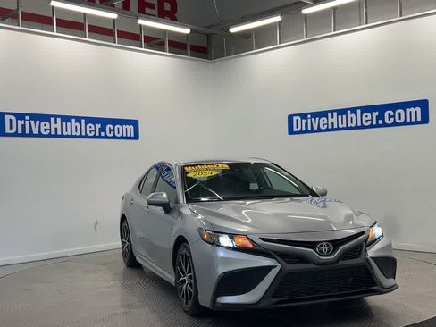 Used 2024 Toyota Camry SE FWD image 5