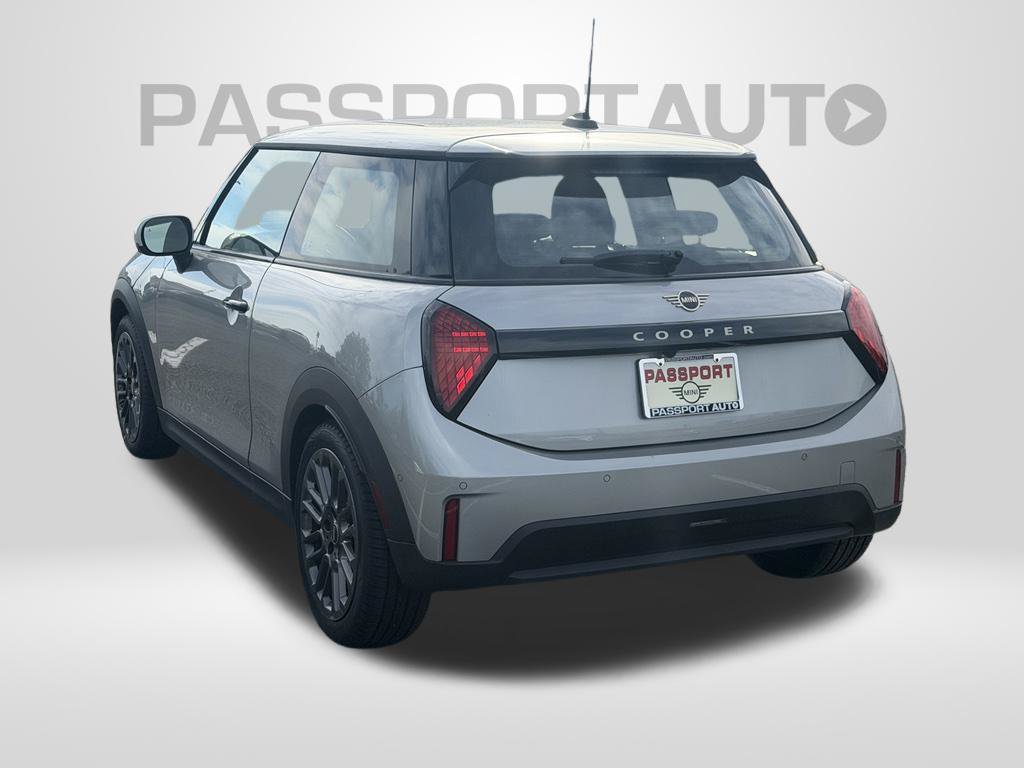 New 2026 MINI Cooper 2-Door Hardtop FWD image 4