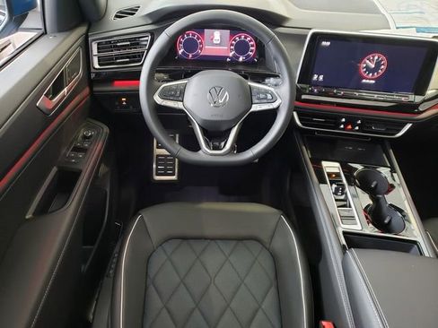 New 2026 Volkswagen Atlas Cross Sport SEL Premium R-Line AWD/4WD image 10