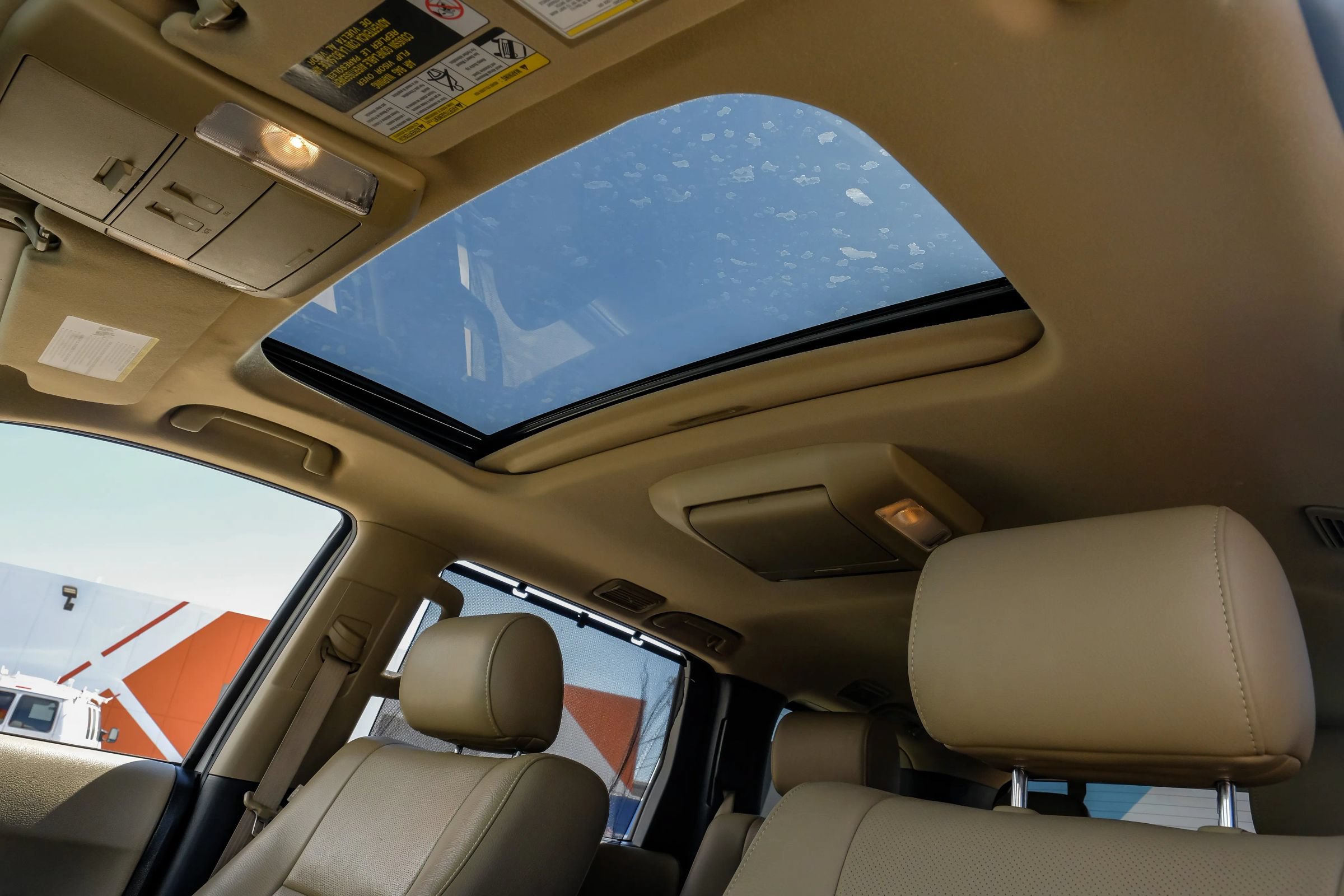 Used 2019 Toyota Sequoia Platinum AWD/4WD image 5