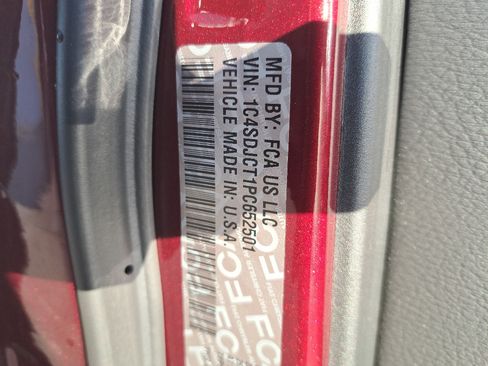 Certified 2023 Dodge Durango R/T w/ Trailer Tow Group IV AWD/4WD image 36