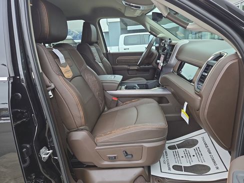 Used 2026 RAM 3500 Longhorn image 17