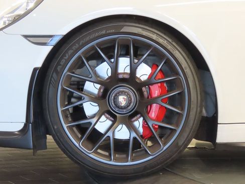 Used 2015 Porsche 911 Carrera GTS RWD image 11