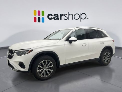Used 2024 Mercedes-Benz GLC 300 4MATIC image 1
