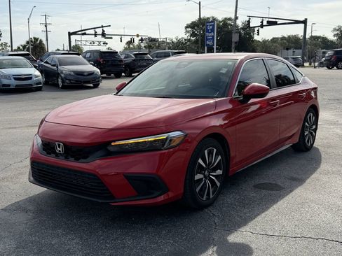 Used 2024 Honda Civic EX-L image 10