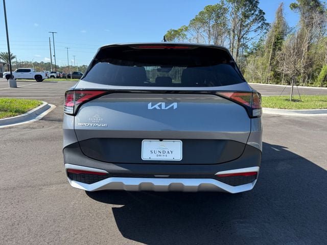 Used 2025 Kia Sportage LX FWD image 9