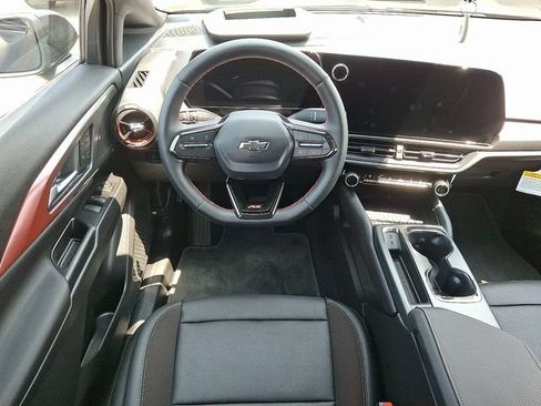 Used 2026 Chevrolet Equinox EV RS w/ Convenience Package II AWD/4WD image 12