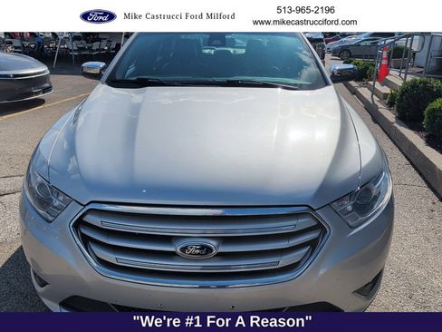 Used 2014 Ford Taurus Limited w/ Equipment Group 301A FWD image 2