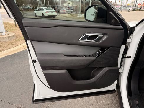 Used 2024 Land Rover Range Rover Velar S image 45