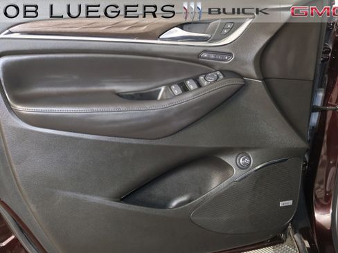 Certified 2023 Buick Enclave Avenir w/ Avenir Technology Package image 8