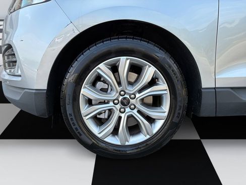 Used 2024 Ford Edge Titanium AWD/4WD image 14