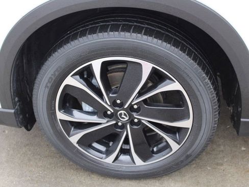 Used 2022 MAZDA CX-5 AWD 2.5 S w/ Premium Package image 13