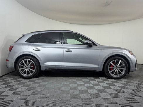 Used 2024 Audi Q5 e Prestige AWD/4WD image 8