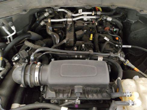 Used 2023 Ford Explorer 4WD image 30