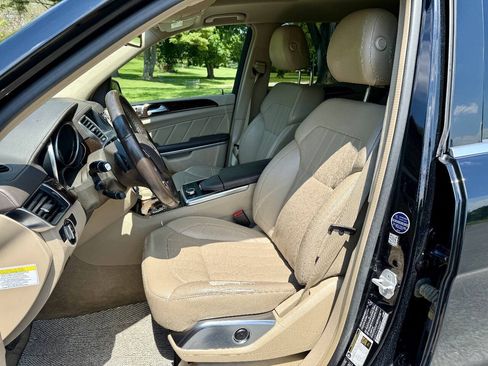 Used 2013 Mercedes-Benz GL 450 4MATIC w/ Premium 1 Pkg image 9