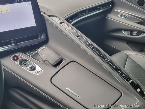 Used 2024 Chevrolet Corvette Stingray Preferred Conv w/ Stealth Interior Trim Package image 14