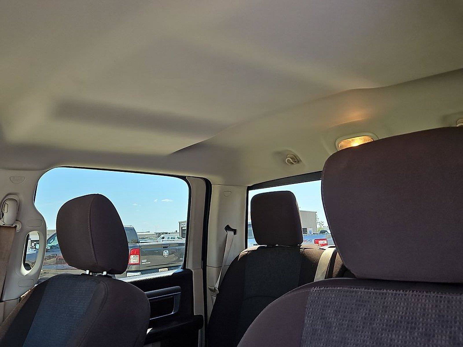 Used 2015 RAM 1500 Lone Star RWD image 22